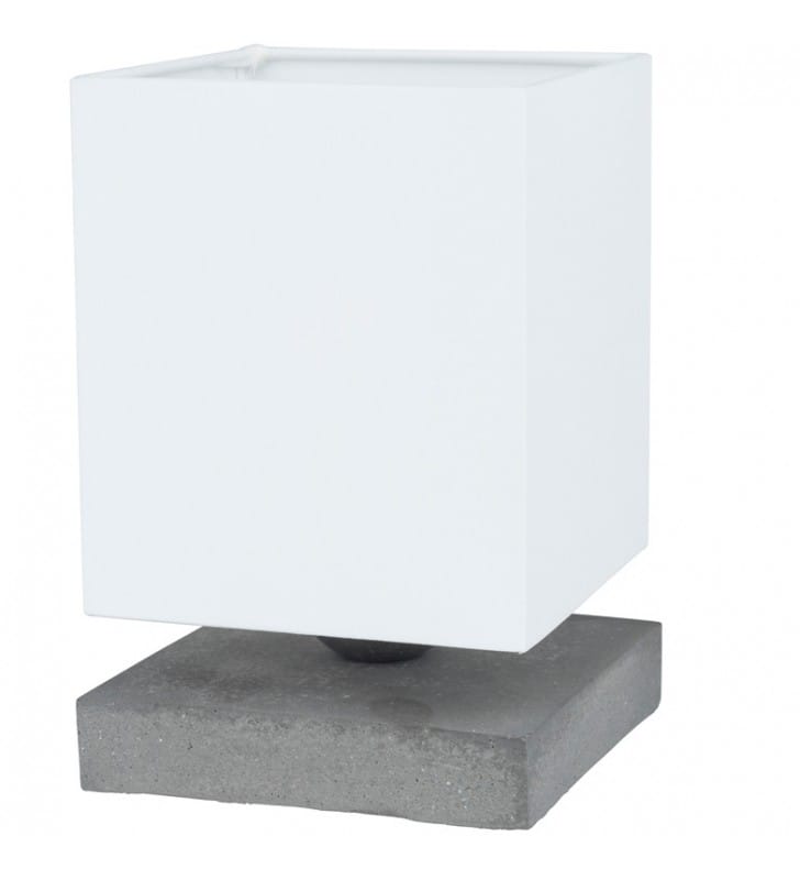 Mała kwadratowa lampa stołowa z szarą betonową podstawą Great biały abażur