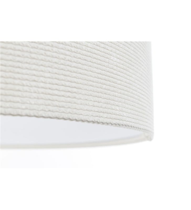 Biała lampa wisząca z tkaniny strukturalnej Tracey do sypialni